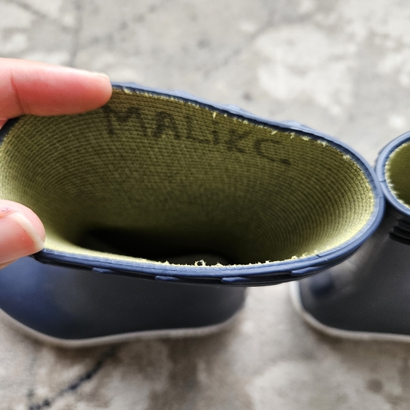 Toddler rain boots navy 8.5 - Picture 5 of 12